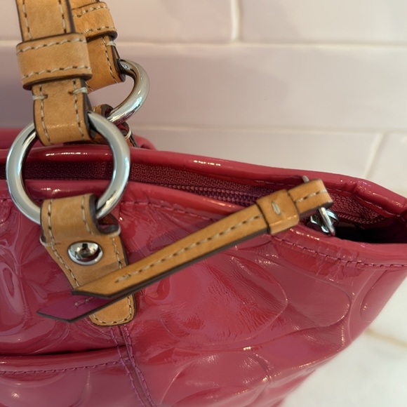 COACH LEAH EMBOSSED PATENT LEATHER TOTE PINK #14663 - Picture 8 of 8